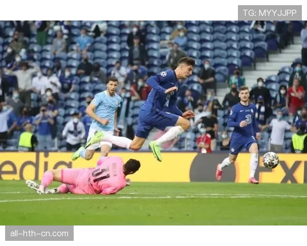 哈弗茨转型直塞型前锋：撕开防线的进攻新角色解析